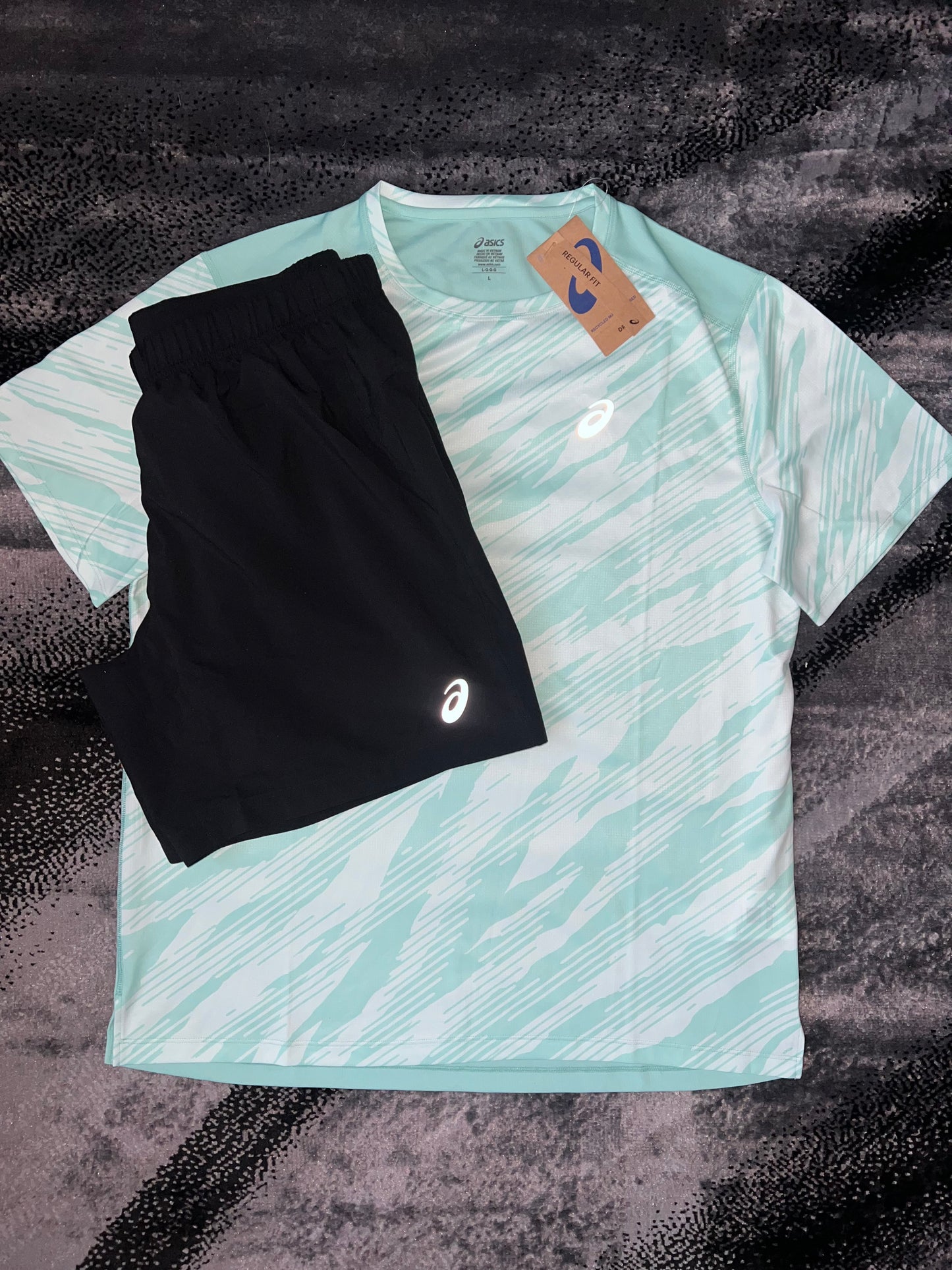 ASICS all over print short set - (L)